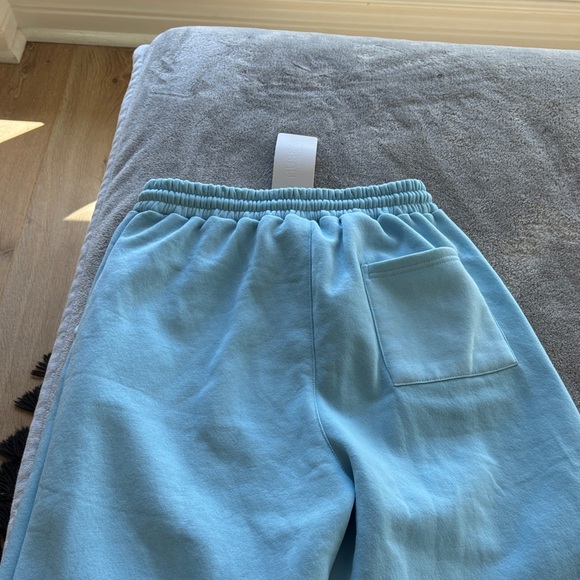 Women’s wide leg sweats ! - Picture 7 of 8